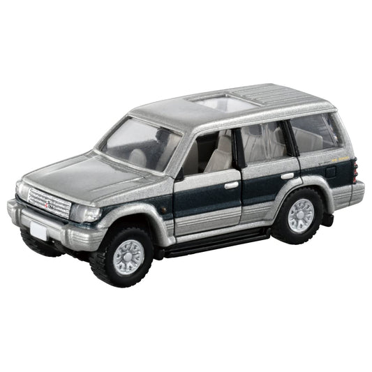 TAKARA TOMY  Tomica Premium Mitsubishi Pajero